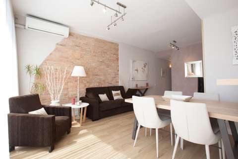 Alojamiento en Barcelona - Salon-comedor del apartamento de alquiler Sant Pau 2